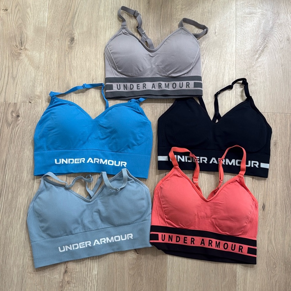 Under Armour Sports Bras size M